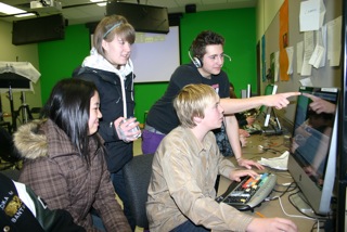 students_in_the_bell_e-learning_lab